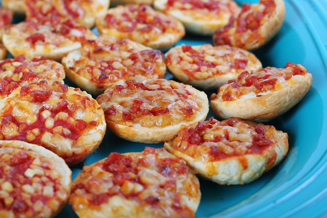 Pizza Bagels.