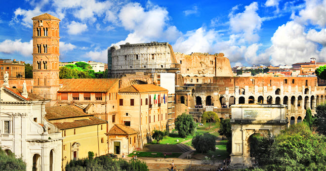 Beautiful Picture of the Roman Collosseum in Rome.